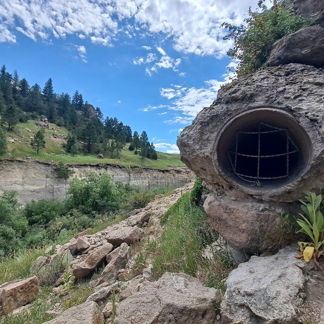 Castlewood Canyon Dam exterior entrance