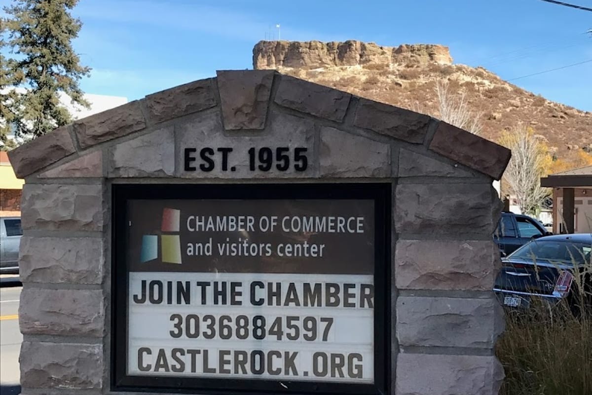 Castle Rock Chamber of Commerce Visitors Center dining area