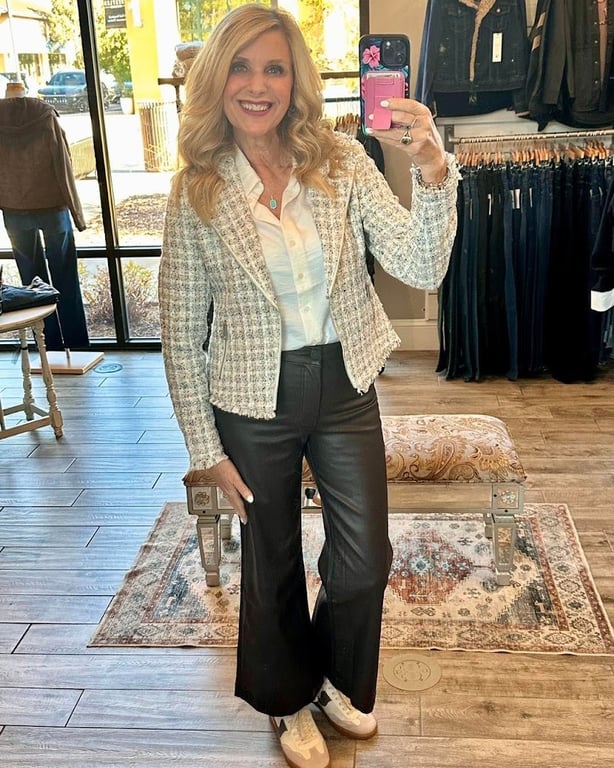 Mainstream Boutique - Castle Pines