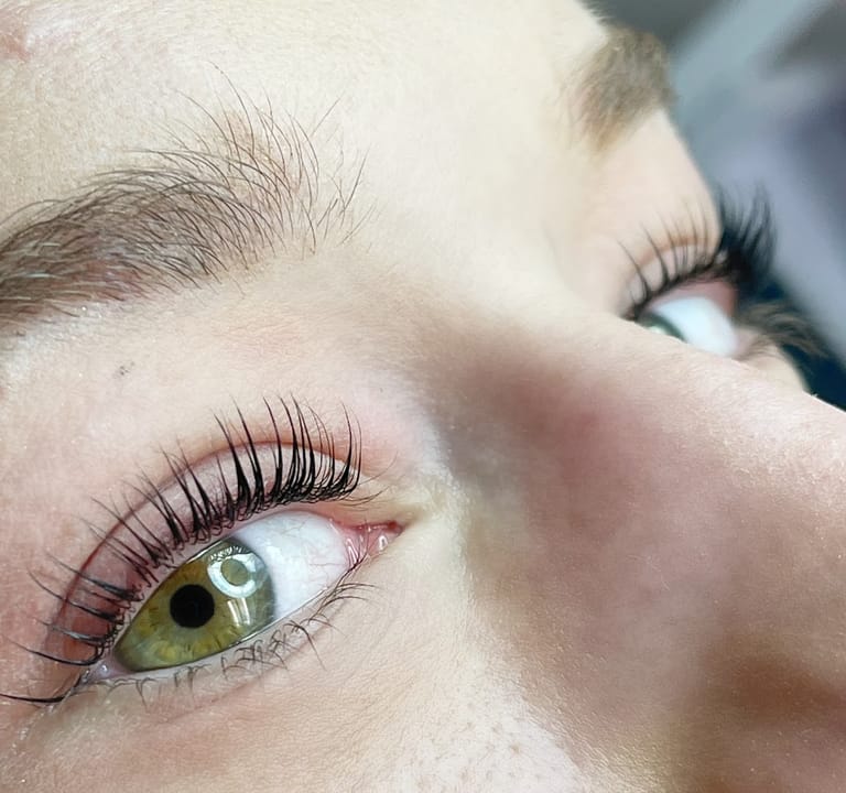 Looks and Lashes by Lex dining area