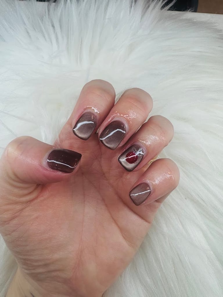 Luxury Nails and Spa dining area