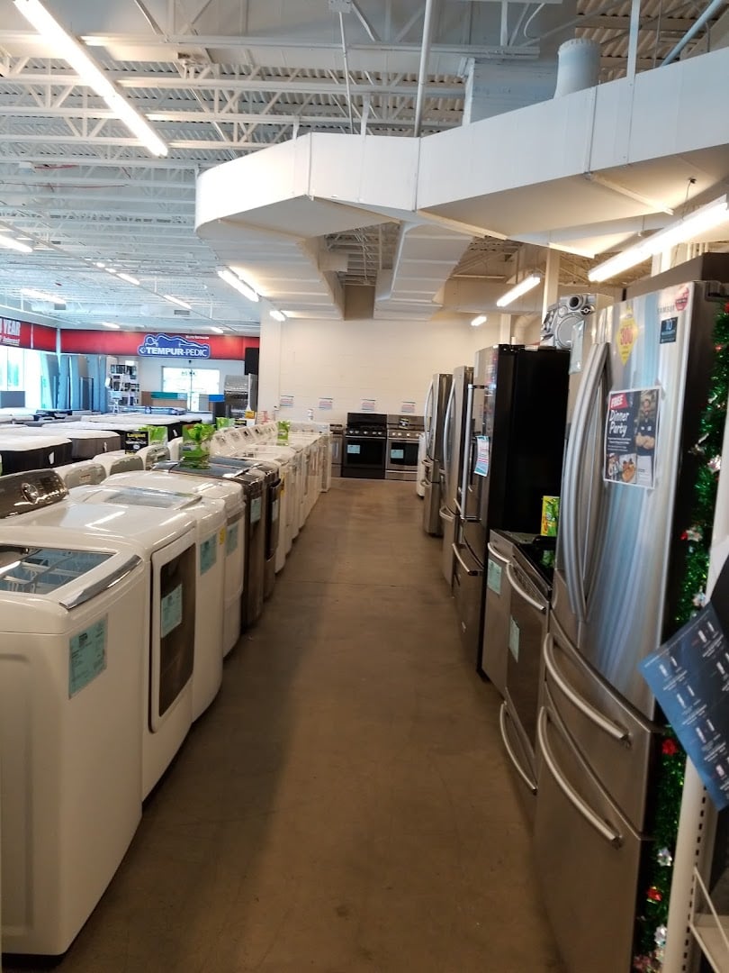 Appliance Factory atmosphere and seating