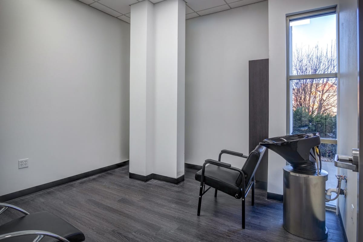 Vesper Salon Studios dining area