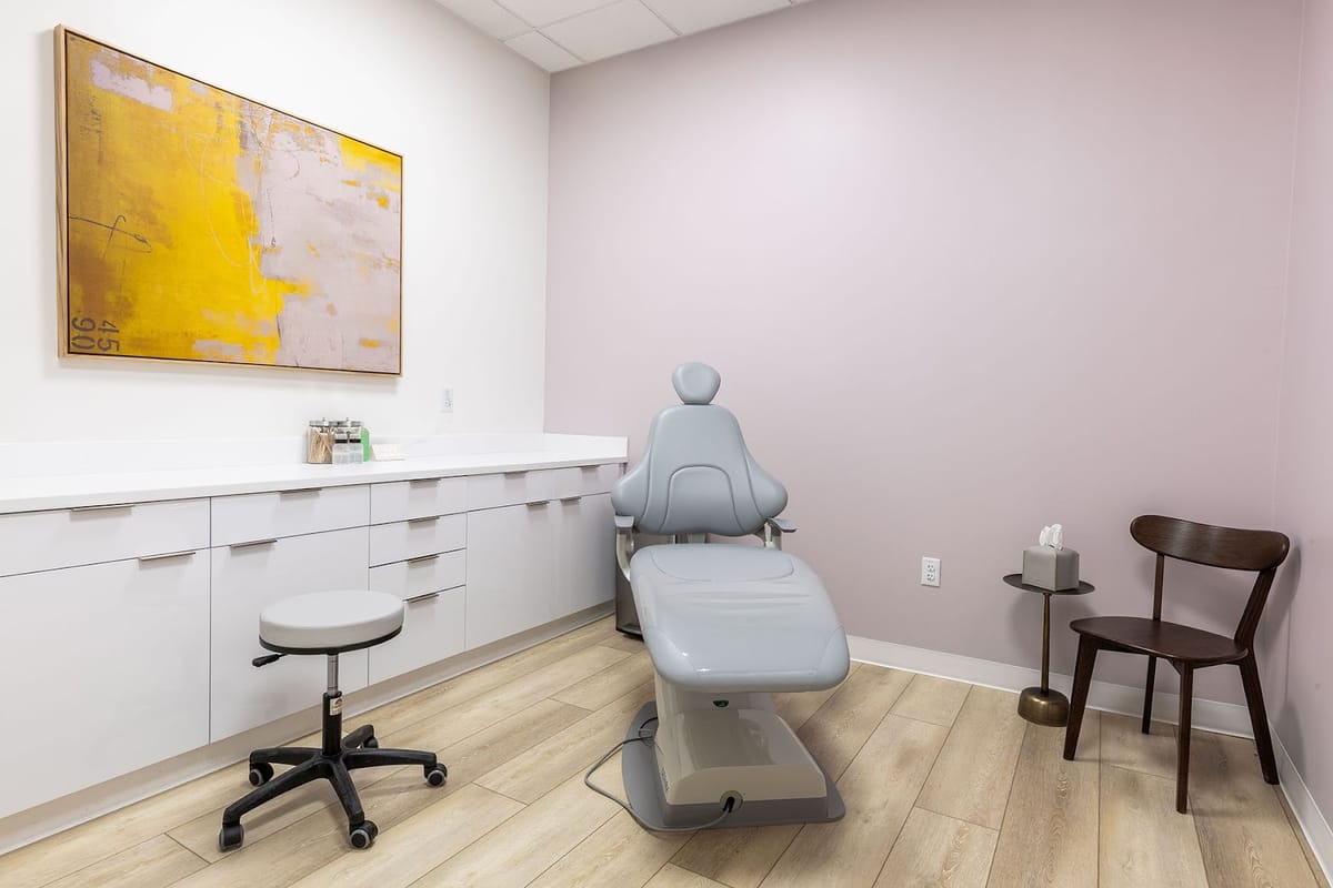 Facial Aesthetics - Highlands Ranch dining area