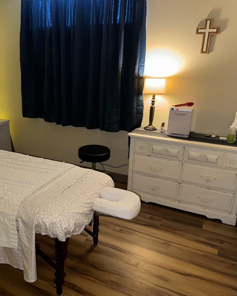 KUZI Massage & Body exterior entrance