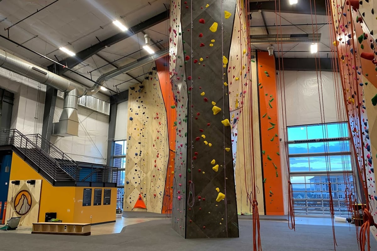 Ubergrippen Indoor Climbing Crag dining area