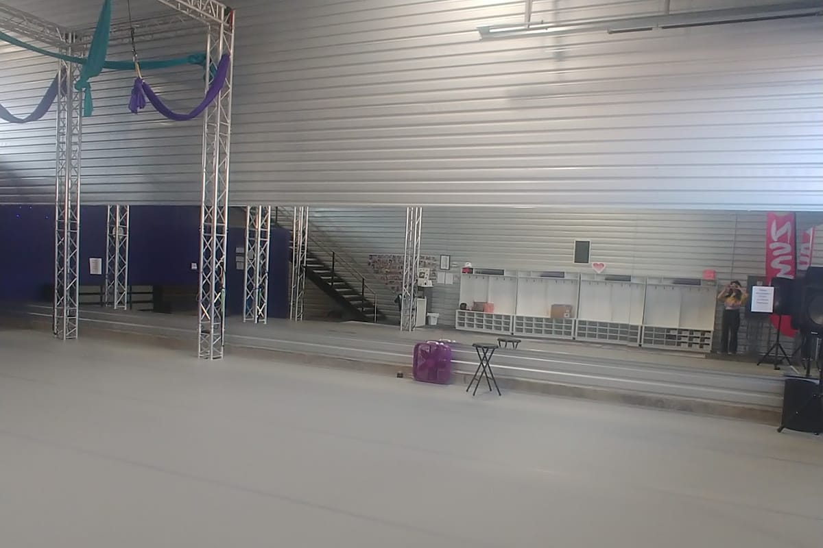 Zeal Dance Fitness Studio atmosphere and seating