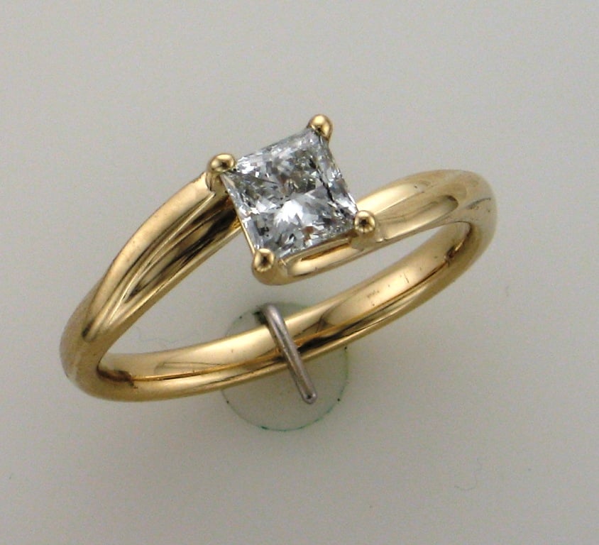 Pinetree Jewelers featured offerings