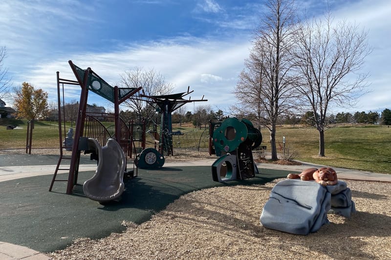 Cougar Run Park park in Highlands Ranch, Colorado