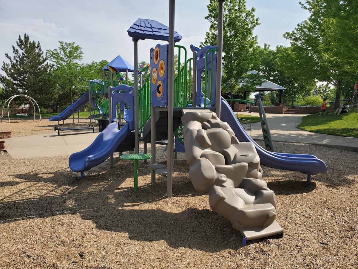Redstone Park park in Littleton, Colorado