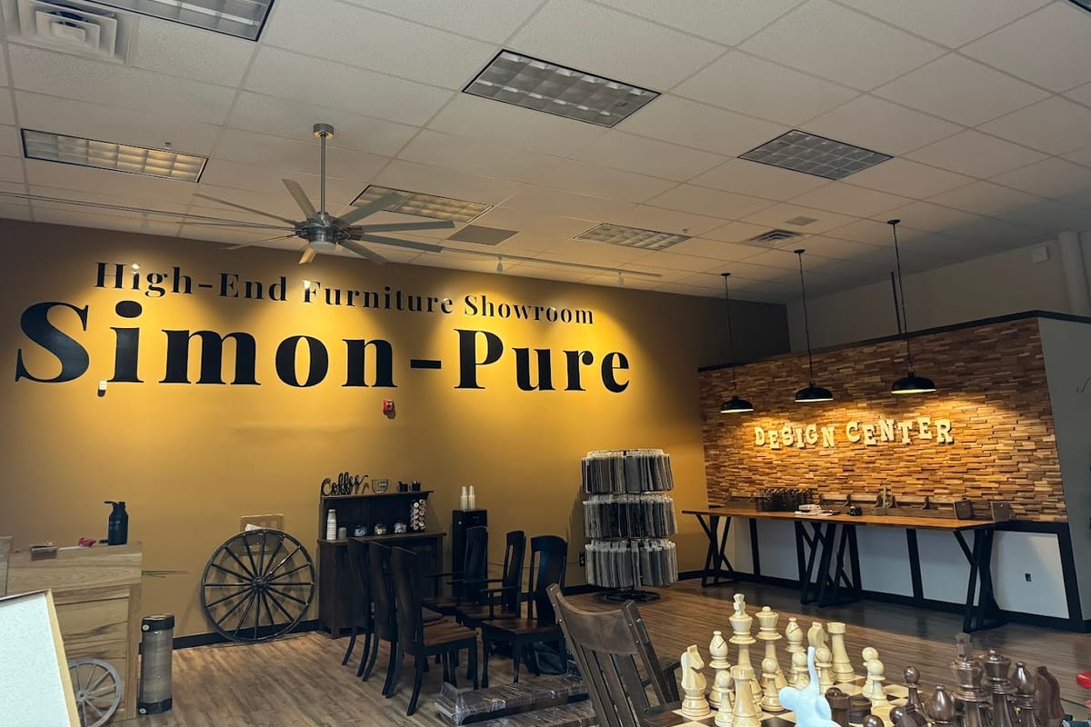 Simon-Pure Amish Furniture exterior entrance