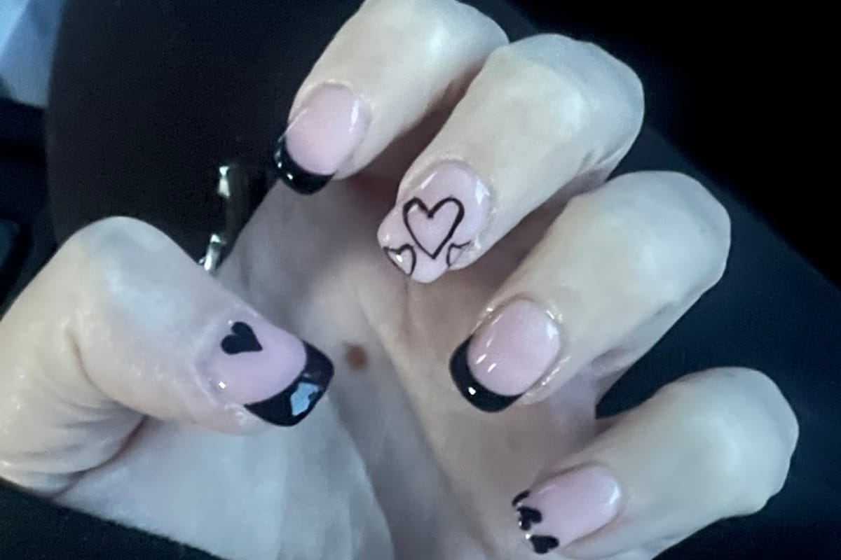 Happy Canyon Nails & Spa atmosphere and seating