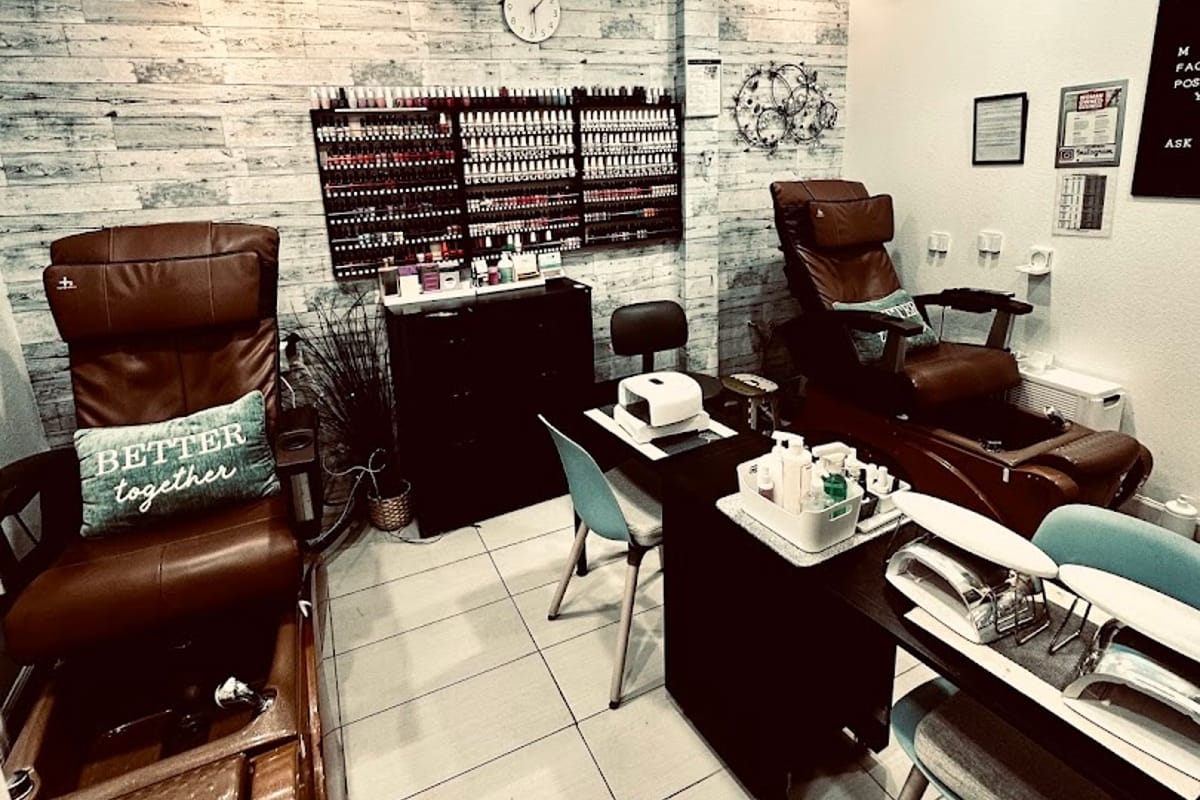 Interior view of Head2toes Med Spa