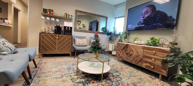 Vibrant Health of Colorado dining area