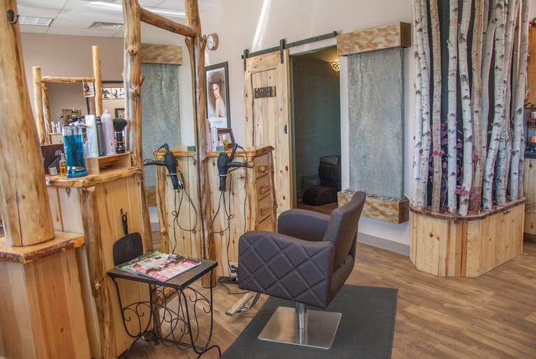 Caroline Douglas Salon dining area