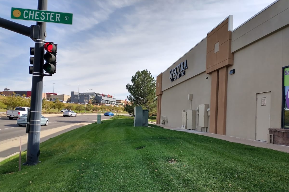 Spectra Salon Suites exterior entrance