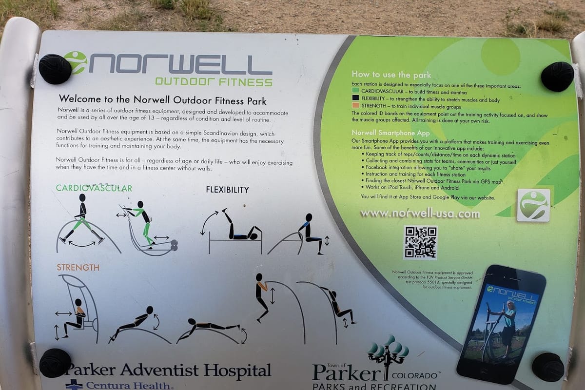 Norwell Outdoor Fitness Park dining area