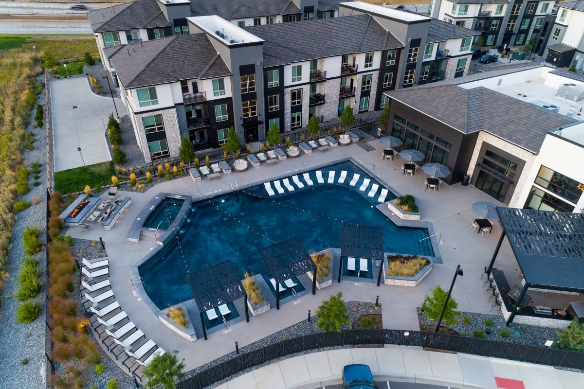 Solana Lucent Station featured offerings