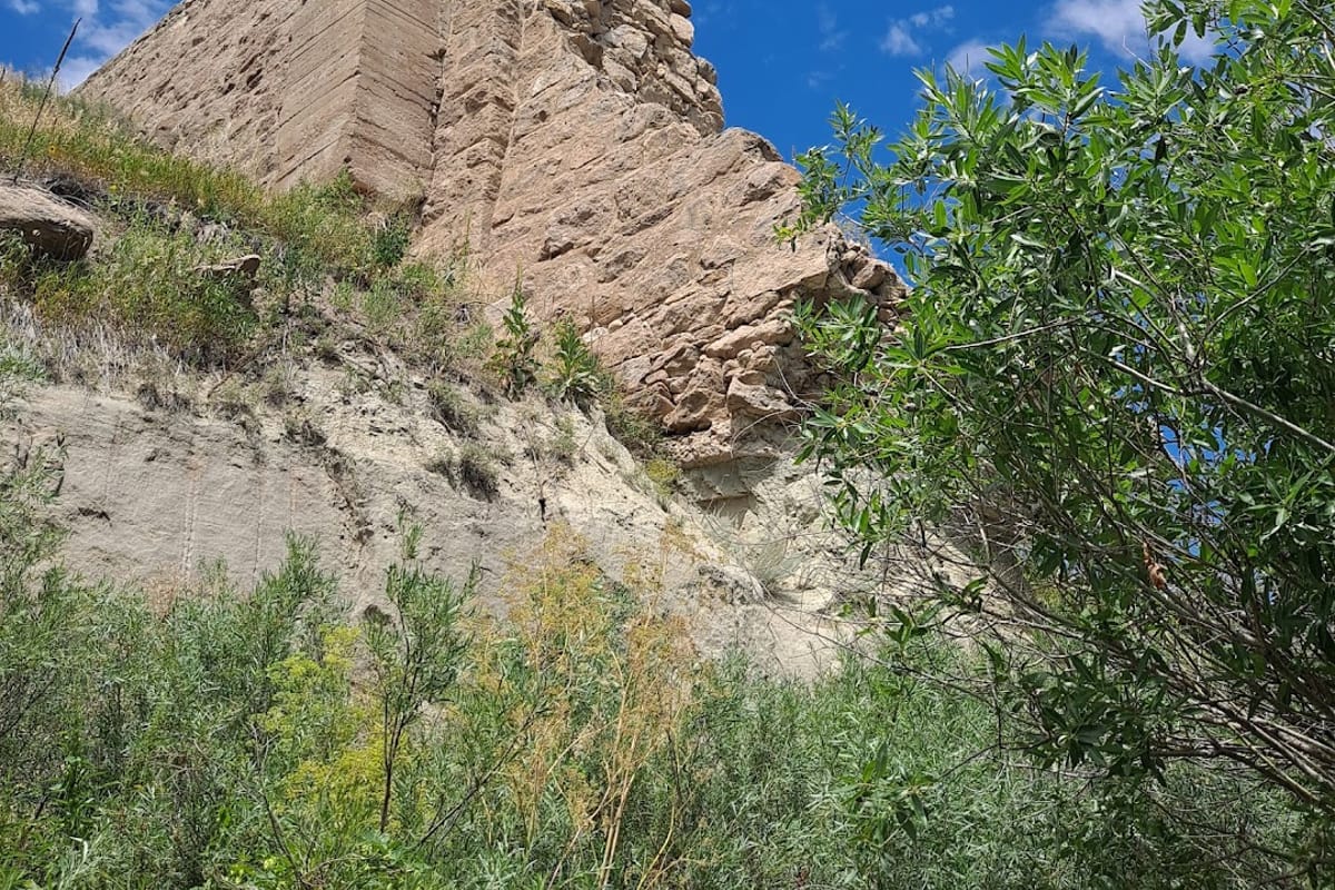 Castlewood Canyon Dam atmosphere and seating