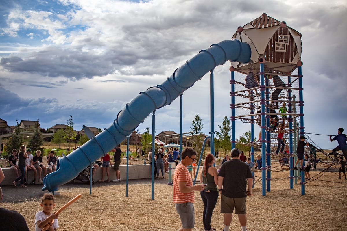 Cobblestone Ranch Park atmosphere and seating