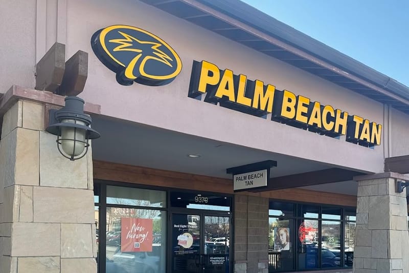 Palm Beach Tan spa in Highlands Ranch, Colorado