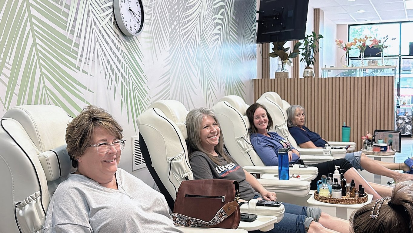 Forever Young Nail Spa