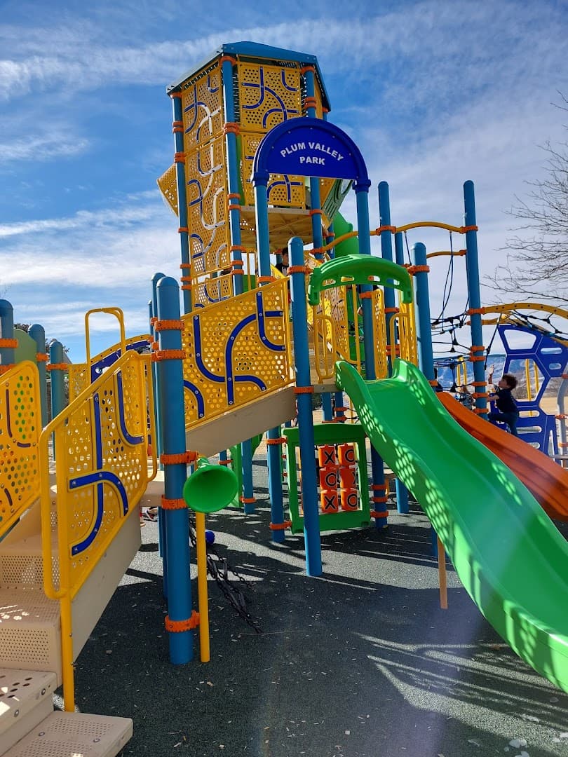 Plum Valley Park park in Highlands Ranch, Colorado