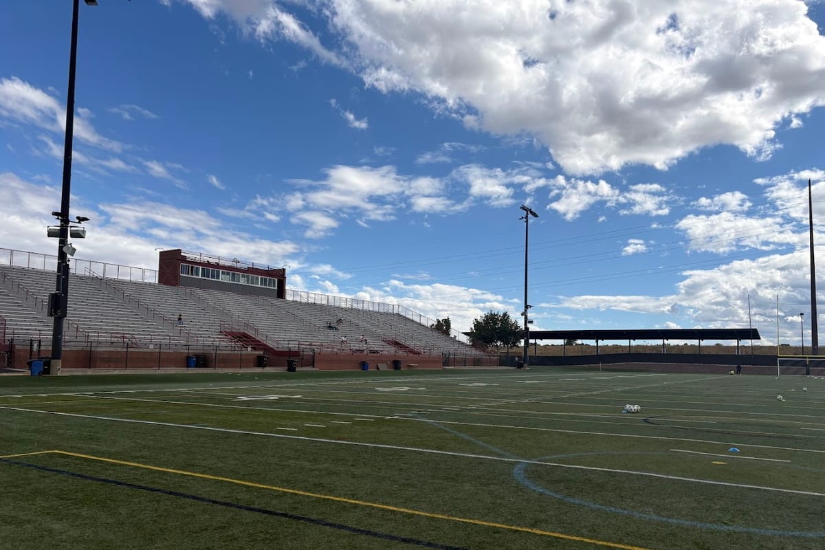Halftime Help Stadium atmosphere and seating