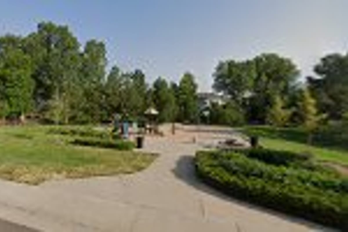 Opal Hill Drive Community Park dining area