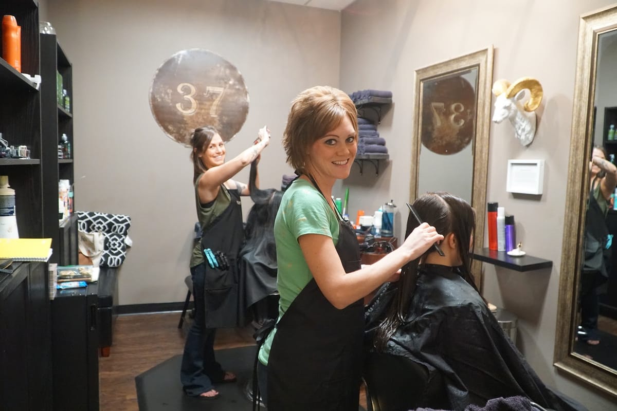 Phenix Salon Suites featured offerings