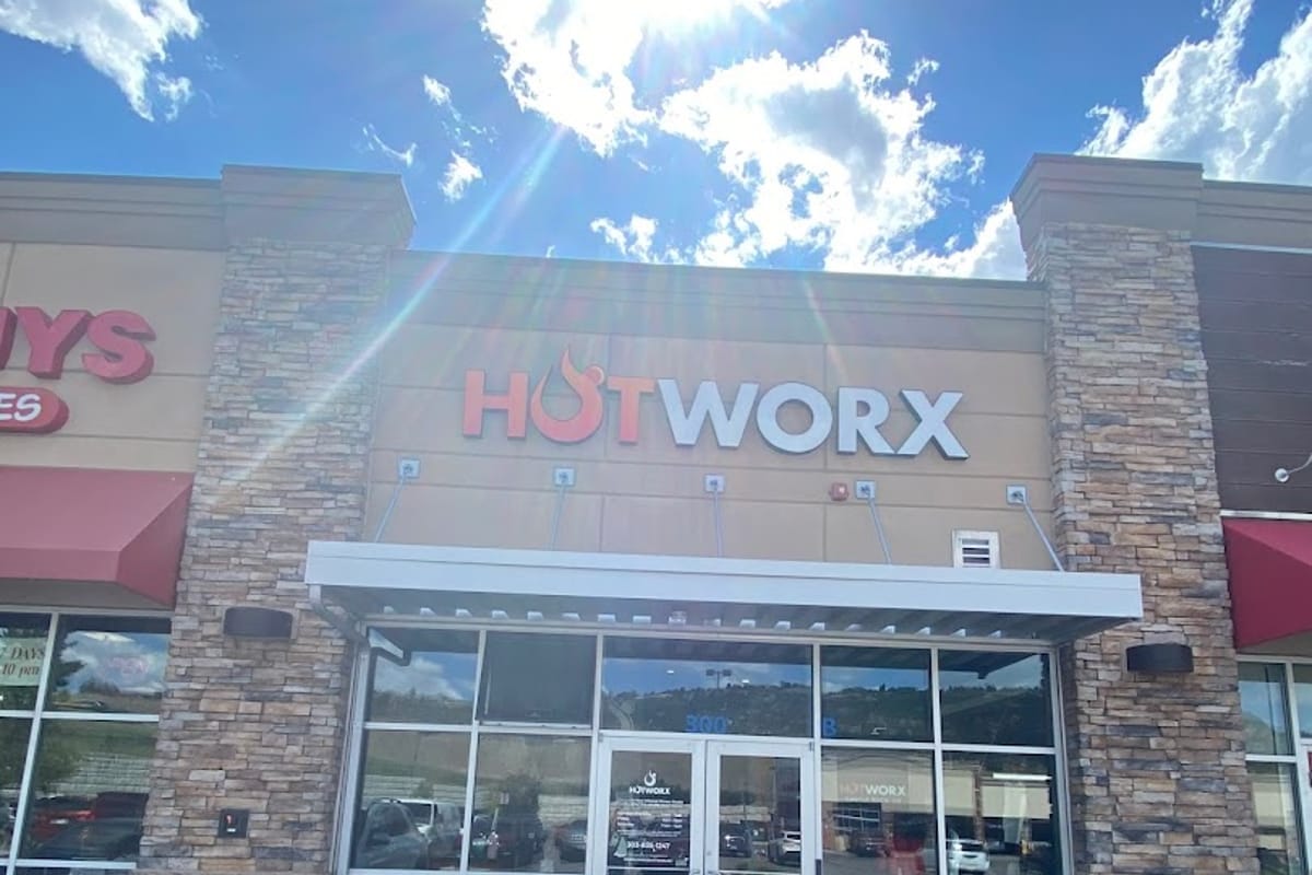 HOTWORX - Castle Rock dining area