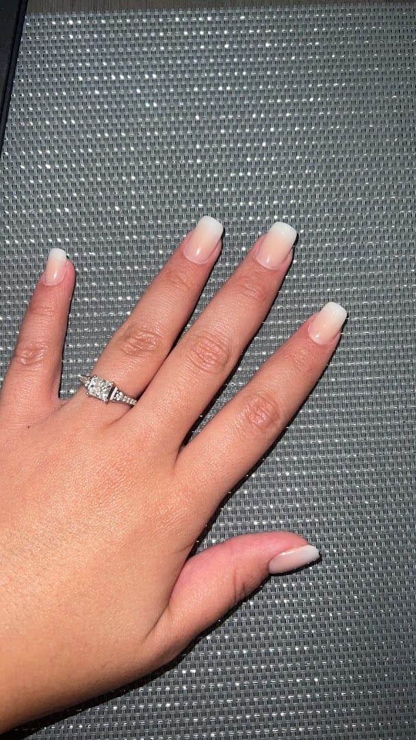 Bella V Nails & Spa featured offerings