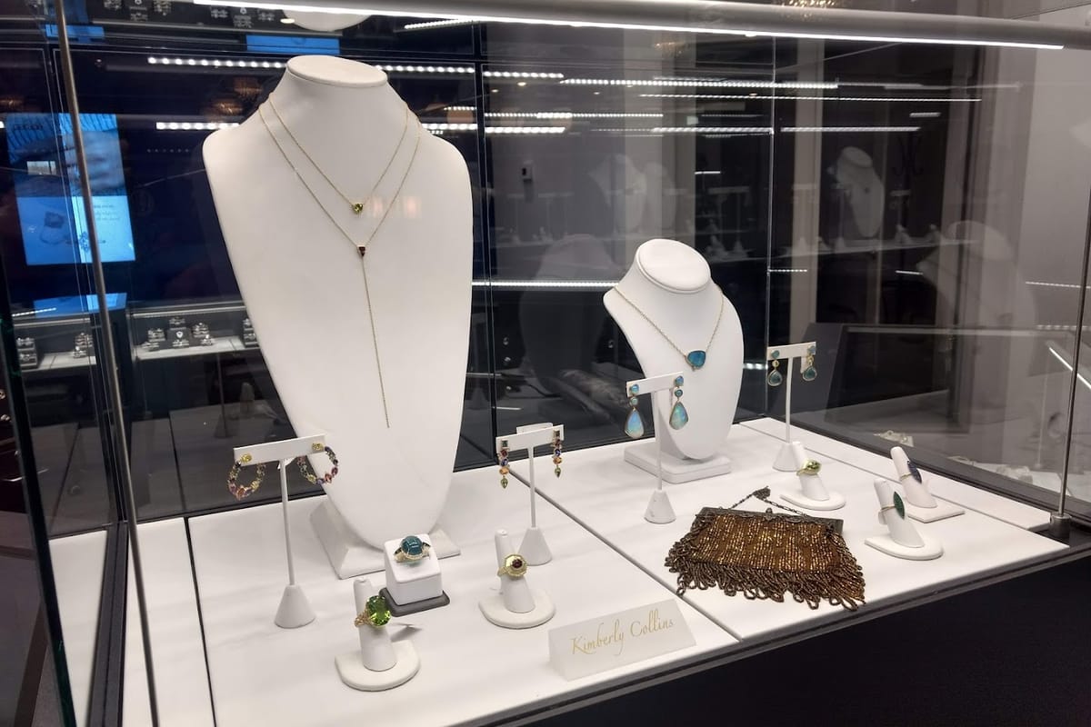 Victoria Marie Jewelers dining area