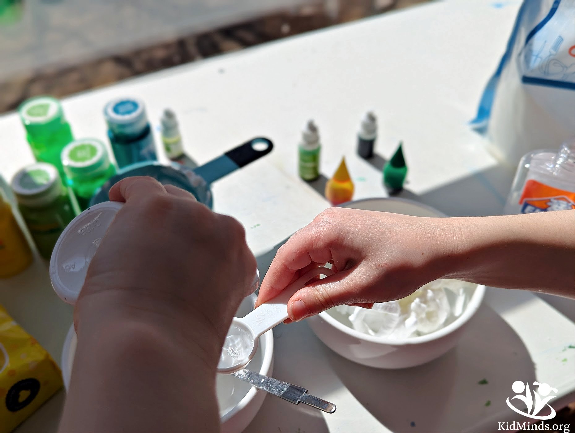 The Best Fluffy Spring Slime With Peeps – Free PDF | KidMinds