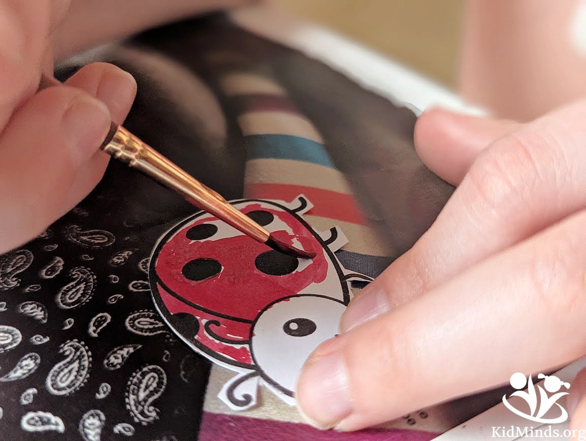How to Make Magazine Ladybug Art (Free PDF) | KidMinds