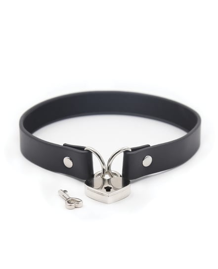 Plesur PVC Collar w/Heart Lock – Black by Plesur product image