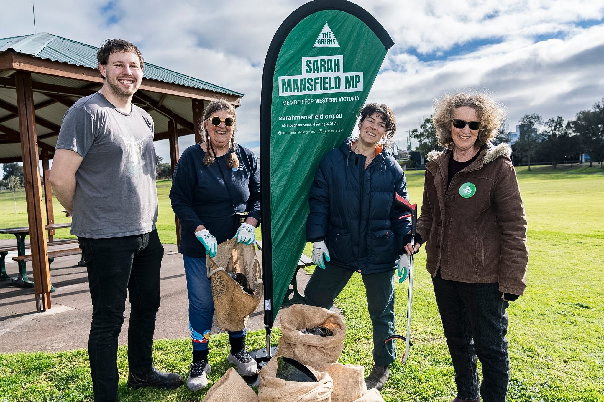 Sarah Mansfield park and beach clean up