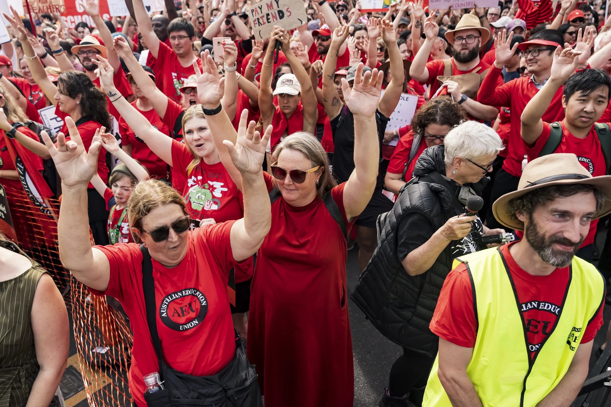 AEU Teachers and educators strike