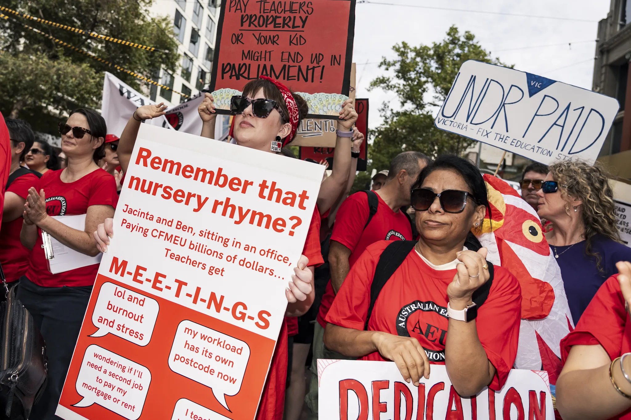AEU Teachers and educators strike