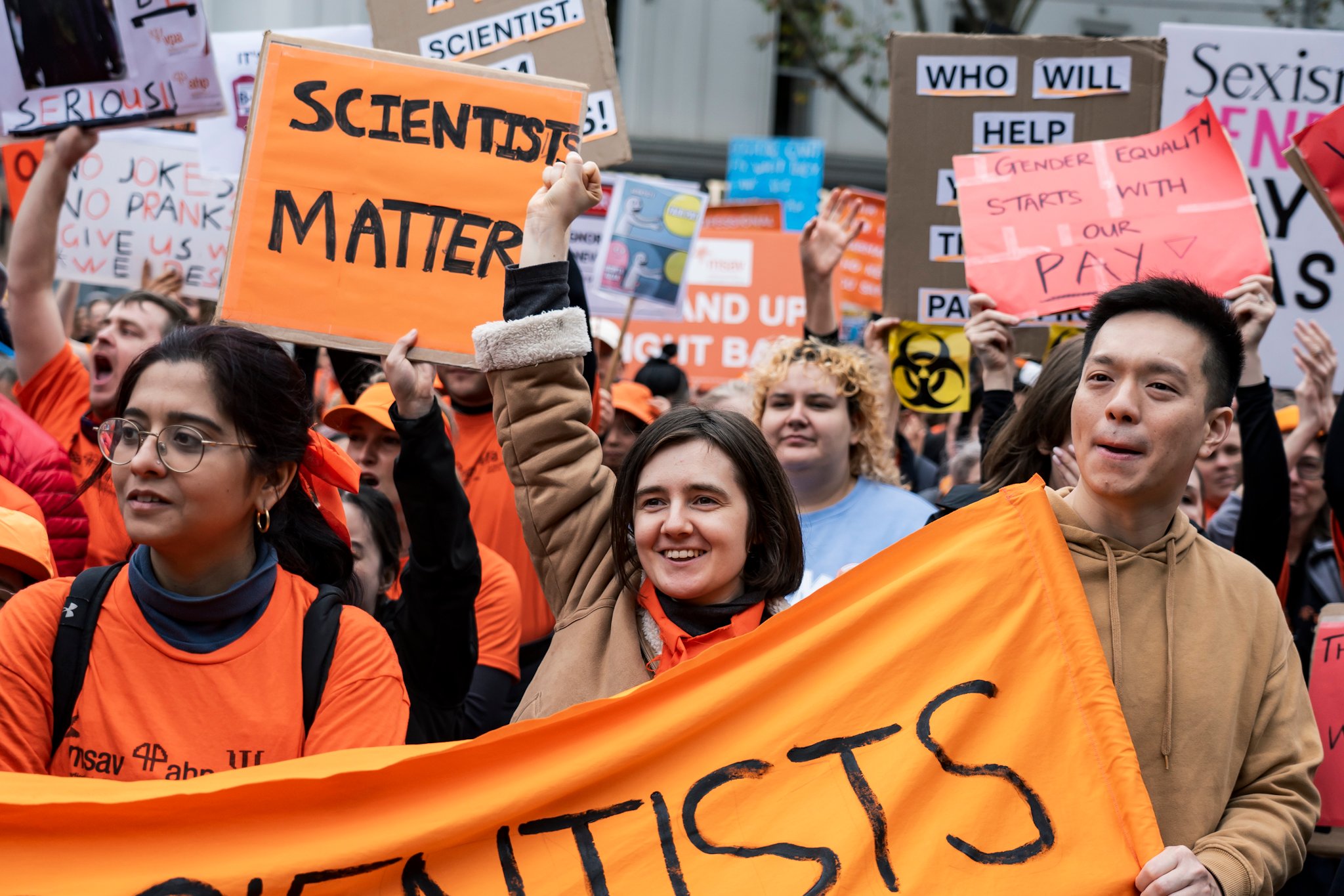 Allied Health and medical scientists strike