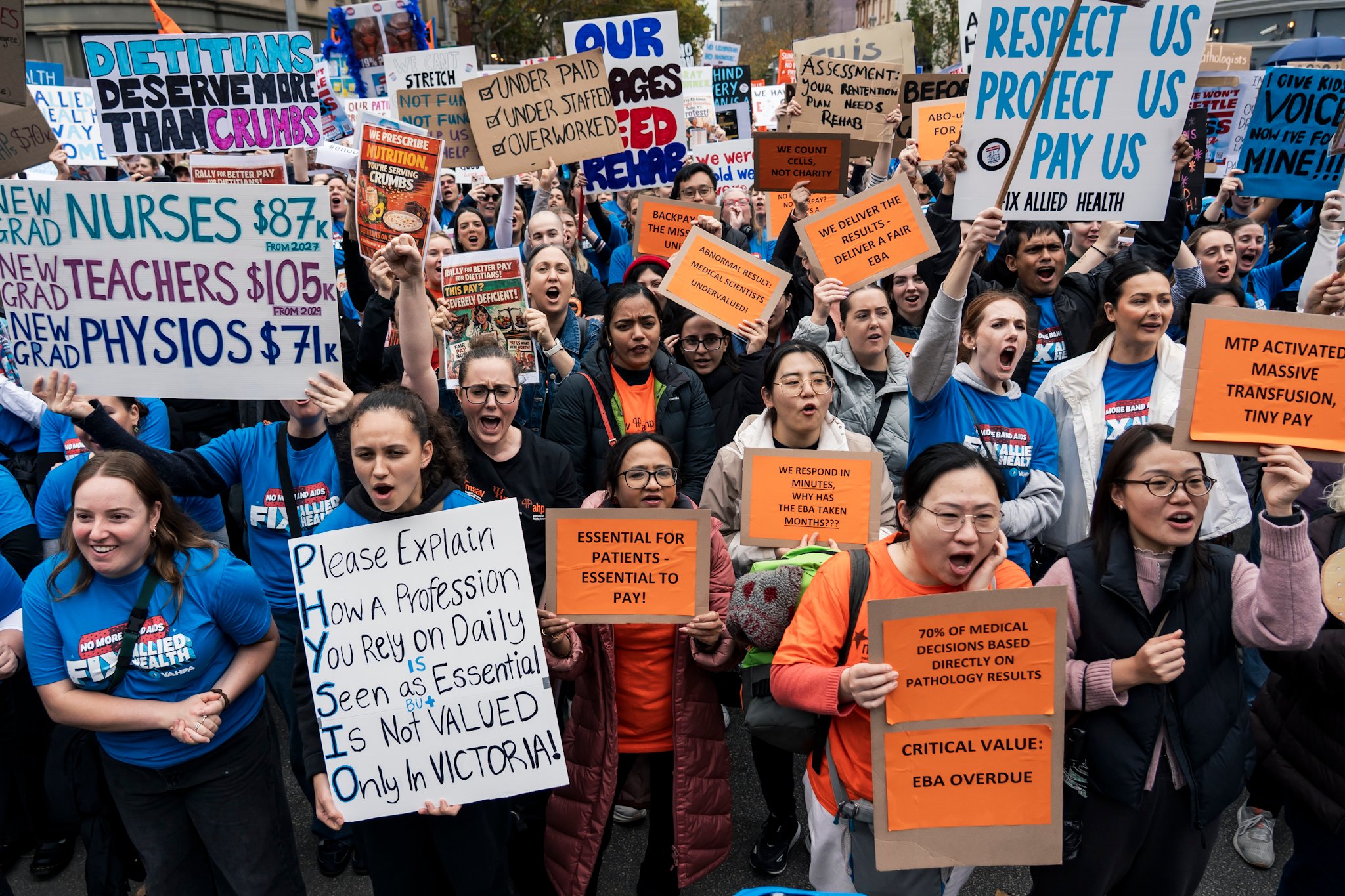 Allied Health and medical scientists strike