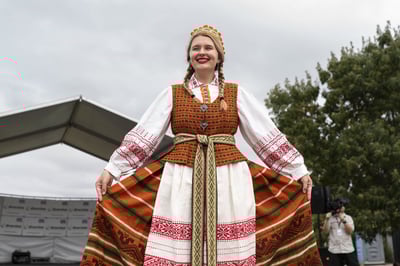 Linas-Geelong Lithuanian Dance Group