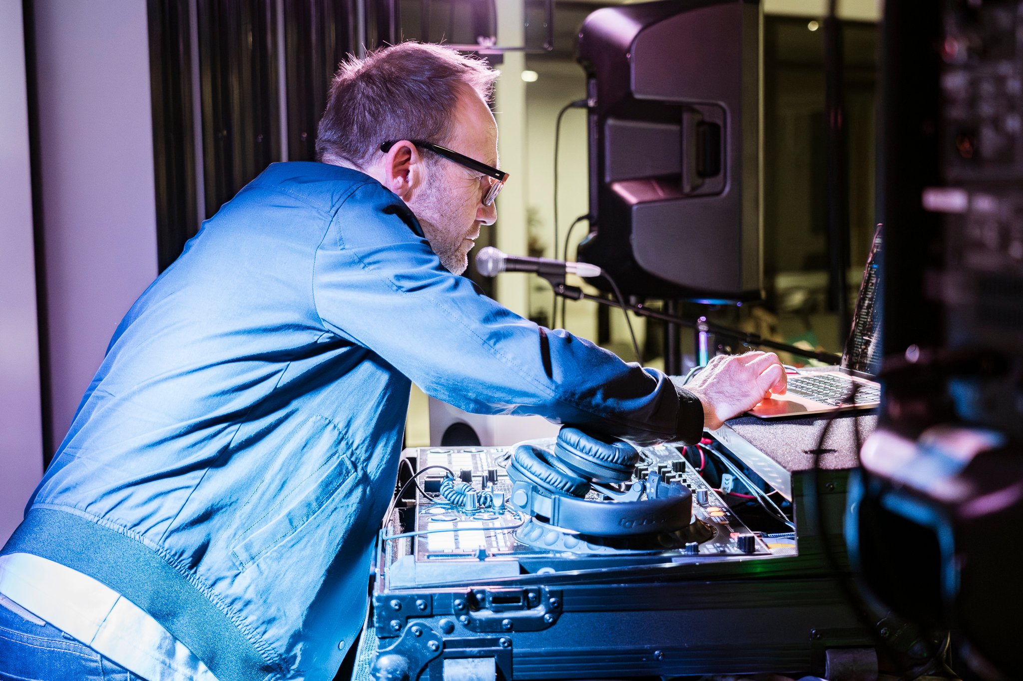Adam Bandt DJing at an ACF Geelong event