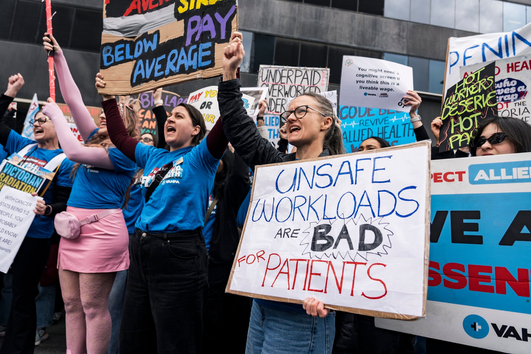 Allied Health workers in Victoria walk off the job for a second time