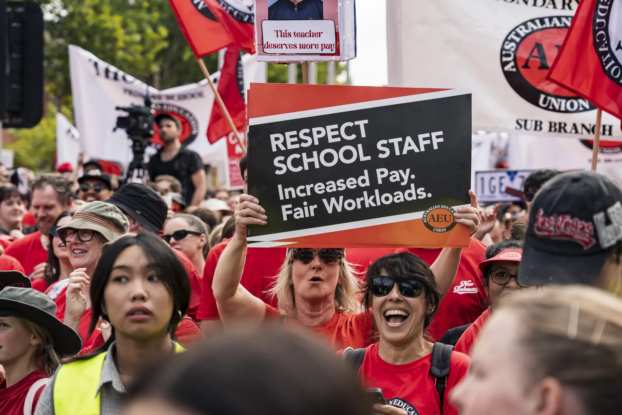 AEU Teachers and educators strike