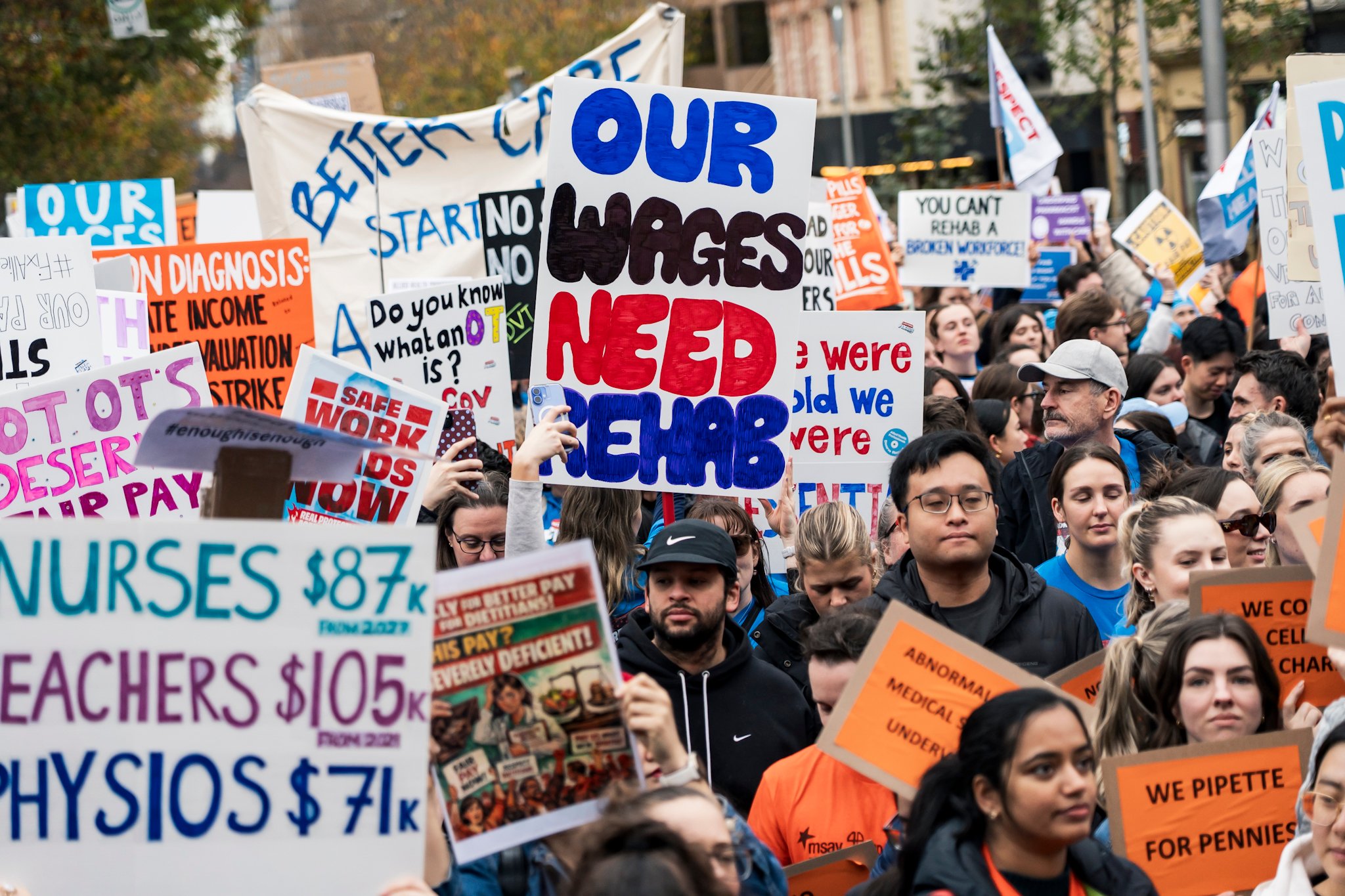 Allied Health and medical scientists strike