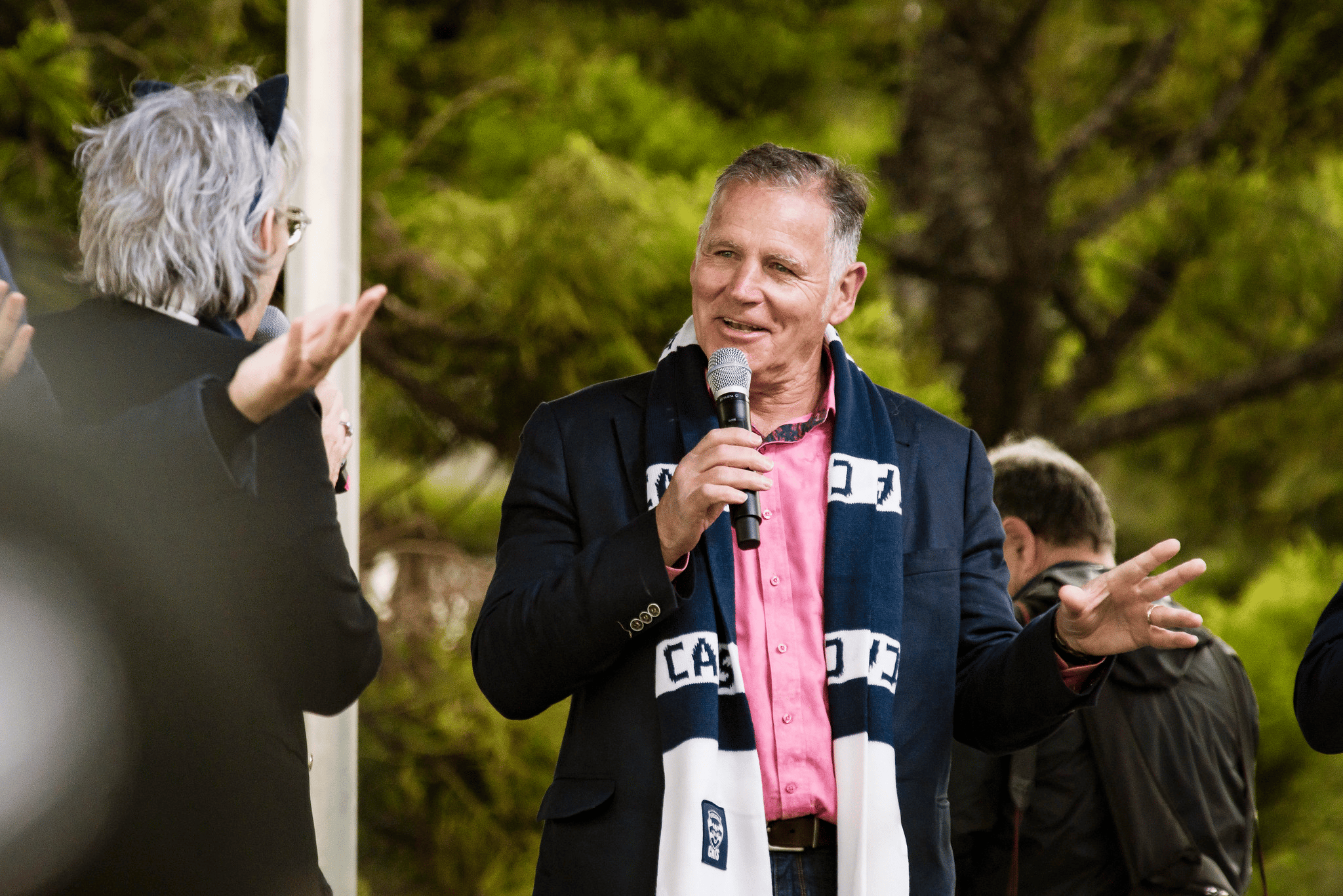Then-City of Greater Geelong Mayor Peter Murrihy opens proceedings.