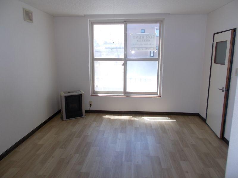 Property in 10 Jōdōri, Asahikawa – photo 3 of 17 – Asahikawa, Asahikawa, Hokkaido, Japan