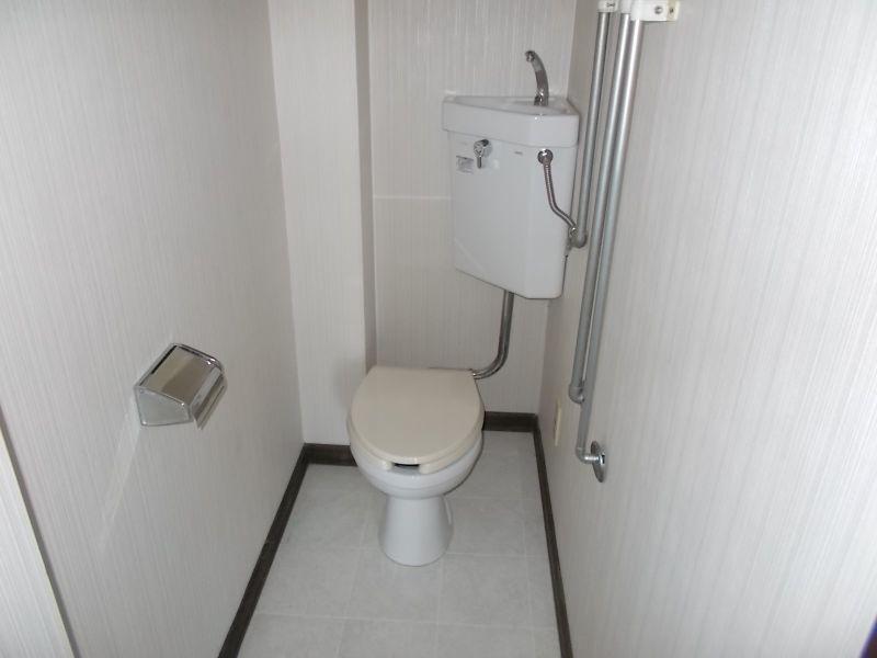Property in 10 Jōdōri, Asahikawa – photo 6 of 17 – Asahikawa, Asahikawa, Hokkaido, Japan
