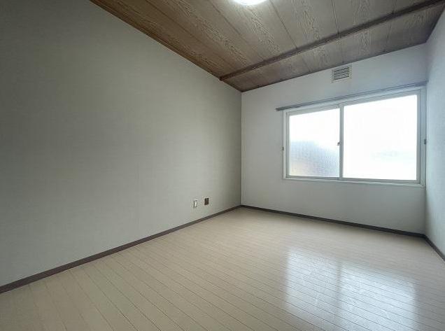 Property in 9 Jōdōri, Asahikawa – photo 23 of 25 – Asahikawa, Asahikawa, Hokkaido, Japan